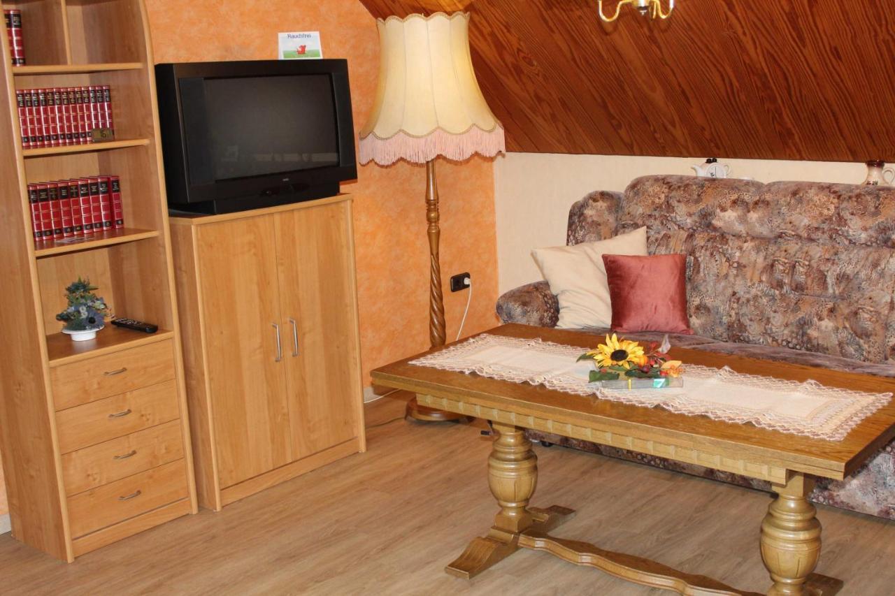 Ferienwohnung Meyer, 35176 Schwerinsdorf Eksteriør bilde